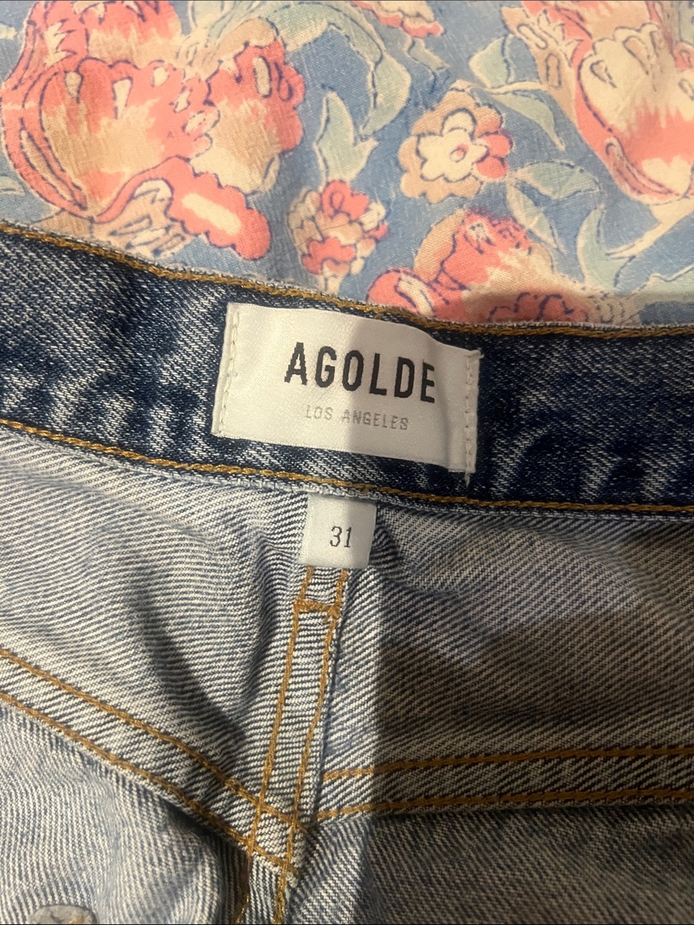 Agolde medium Wash RILEY Blue Denim Jeans size 31. Worn twice. - Picture 3 of 15